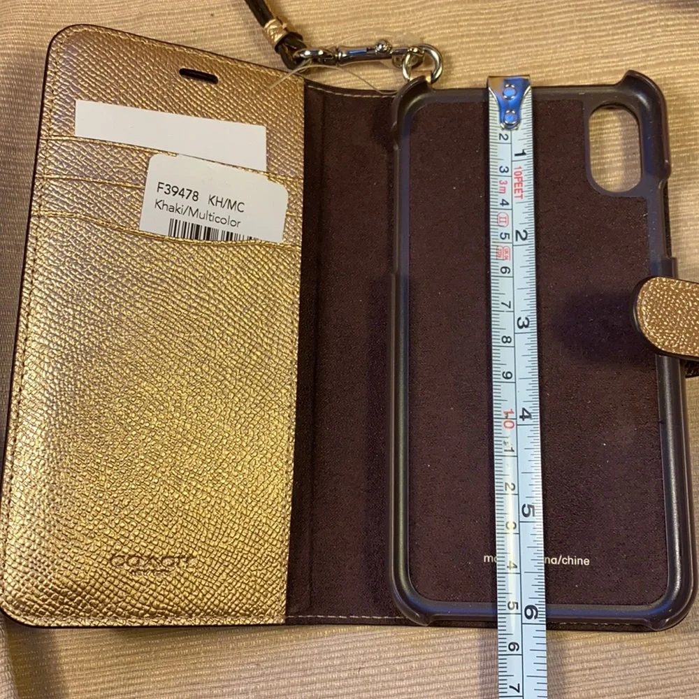 NWT Coach iPhone cover case w/detachable leash